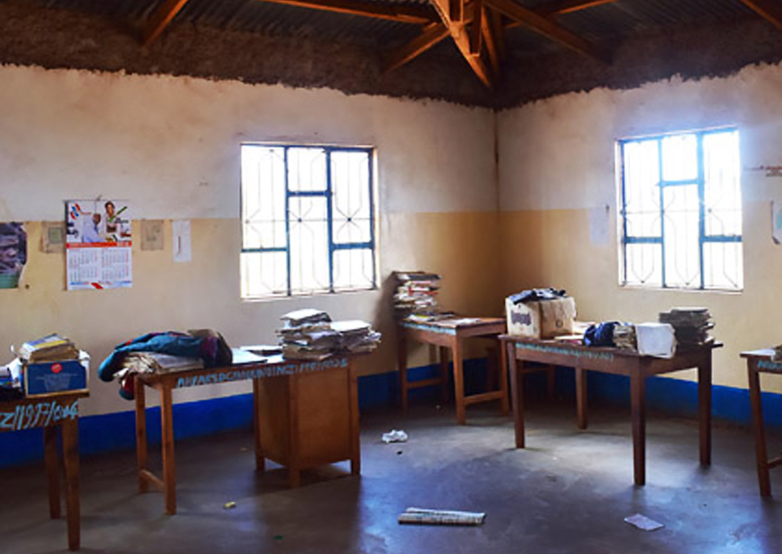 enriching-lives-international-relief-program-tanzania-muungano-primary-school-inside-2